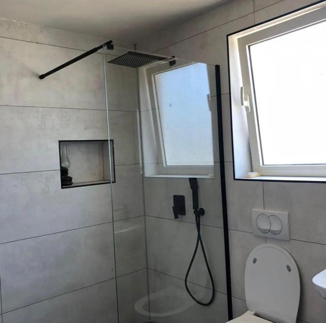 Soren House Vlorë Esterno foto